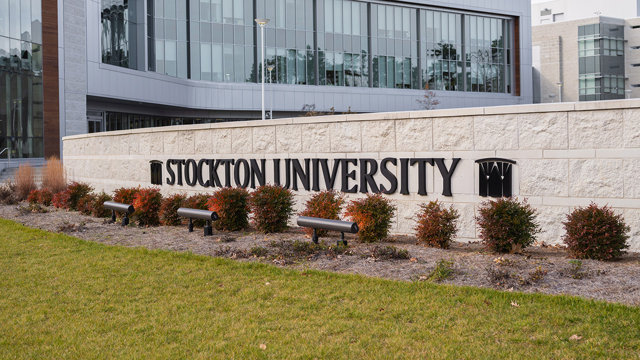 Stockton University Classroom & Unified Sciences Buildings | B. Harvey Construction